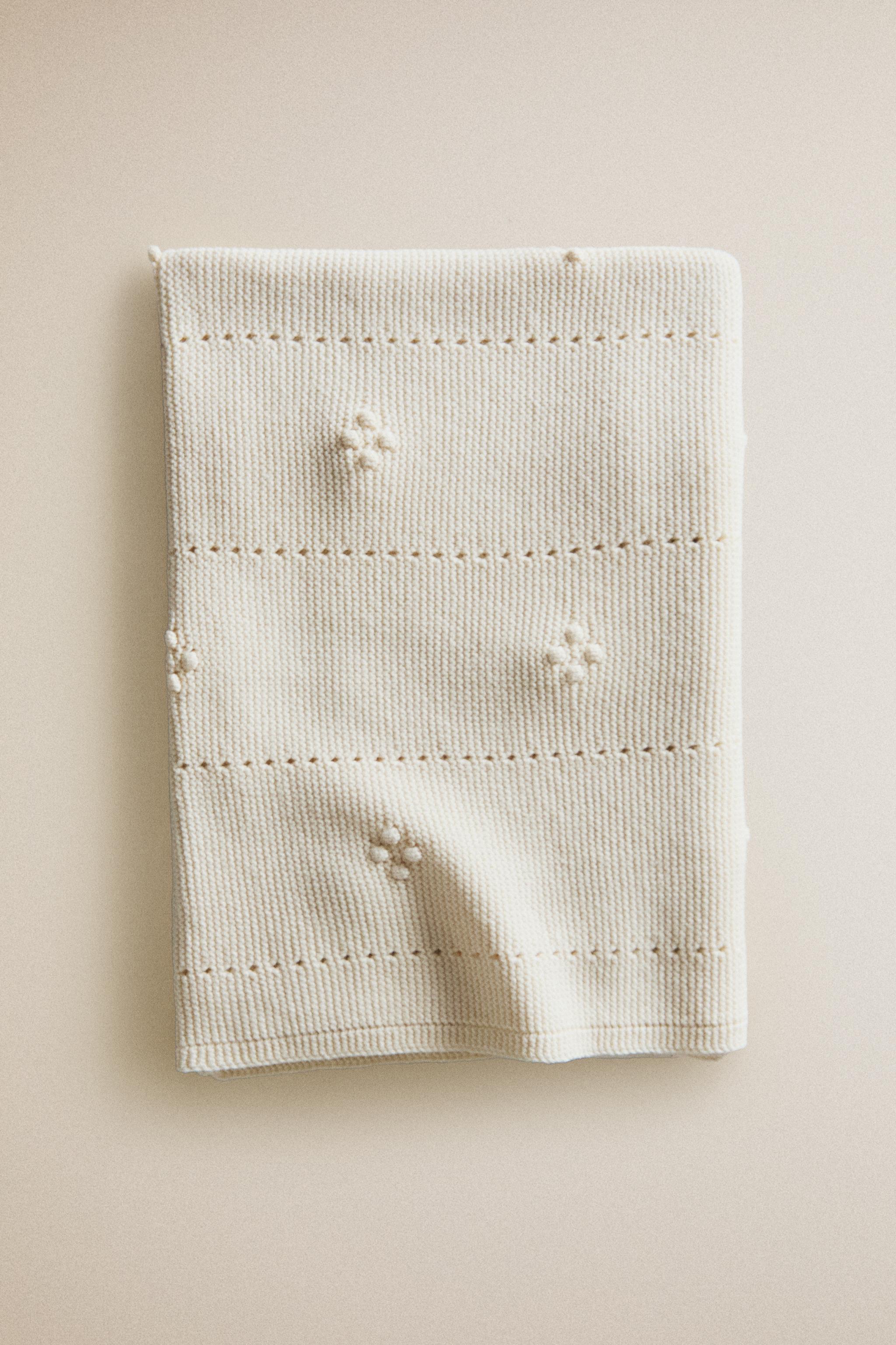 BABY OPENWORK COTTON BLANKET